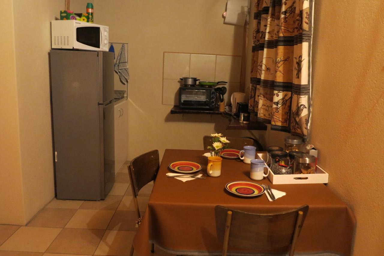Okahandja Guesthouse Экстерьер фото