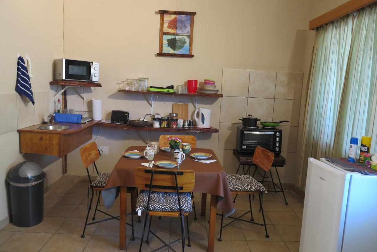 Okahandja Guesthouse Экстерьер фото